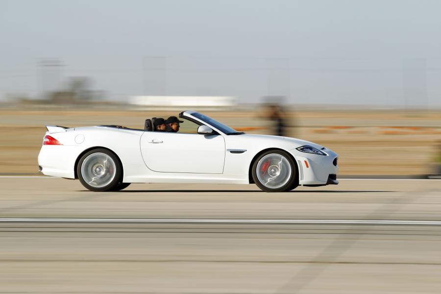  Jaguar XKR-S Convertible in San Diego 2012 года  (фото 3 из 10)